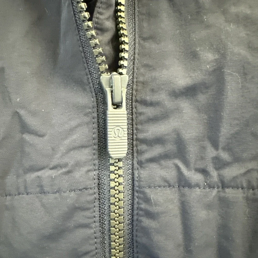 Lululemon Move With The Pack Jacket True Navy‎ Size 4 With Hood